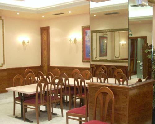 Hotel Estadio Бильбао Экстерьер фото